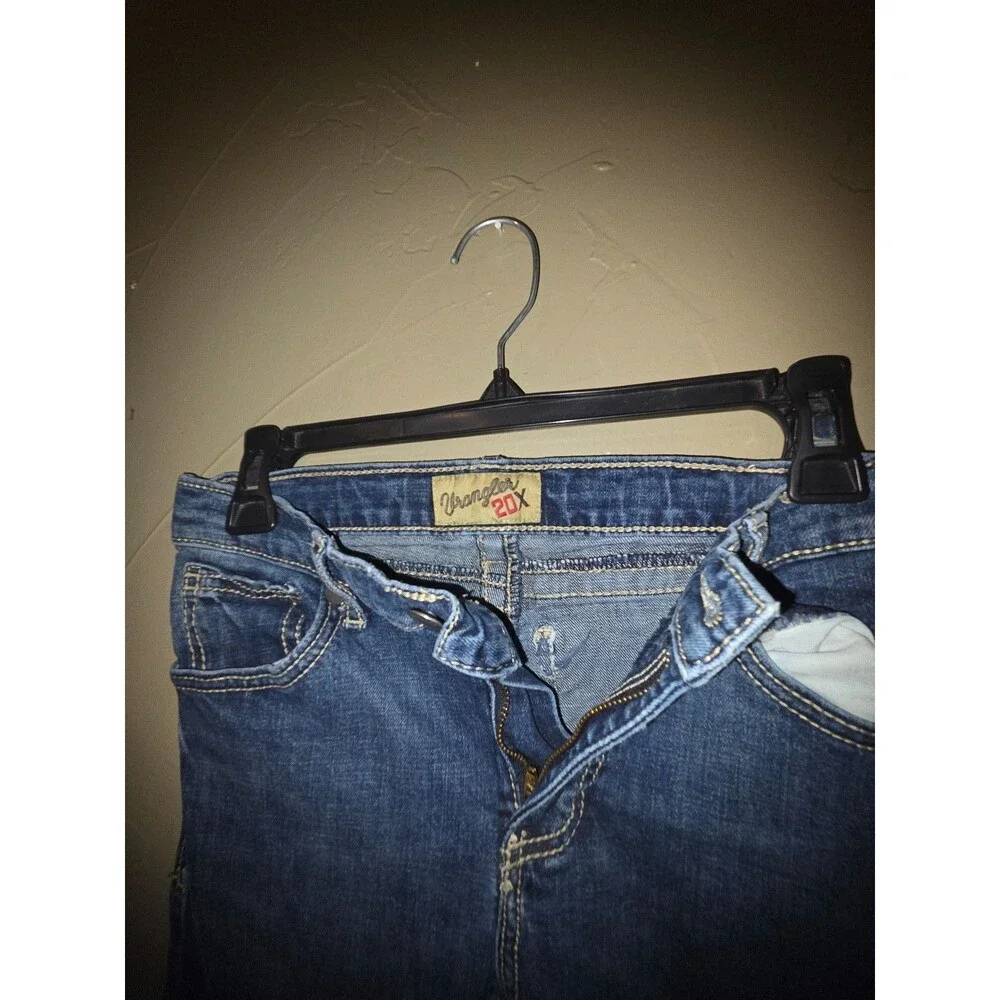 Wrangler 20x girls boot cut jeans size 12 27